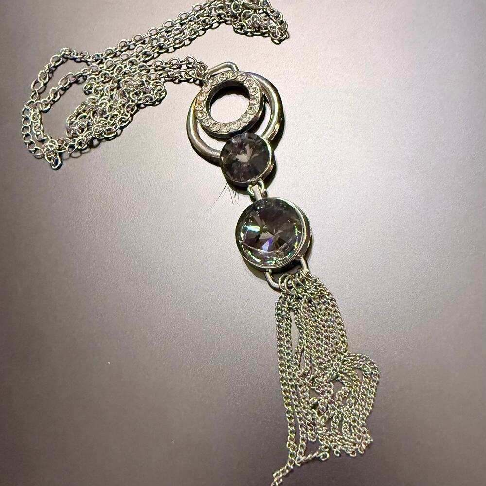 Paparazzi Dangling Round Crystal Pendants Silver Tone Chain